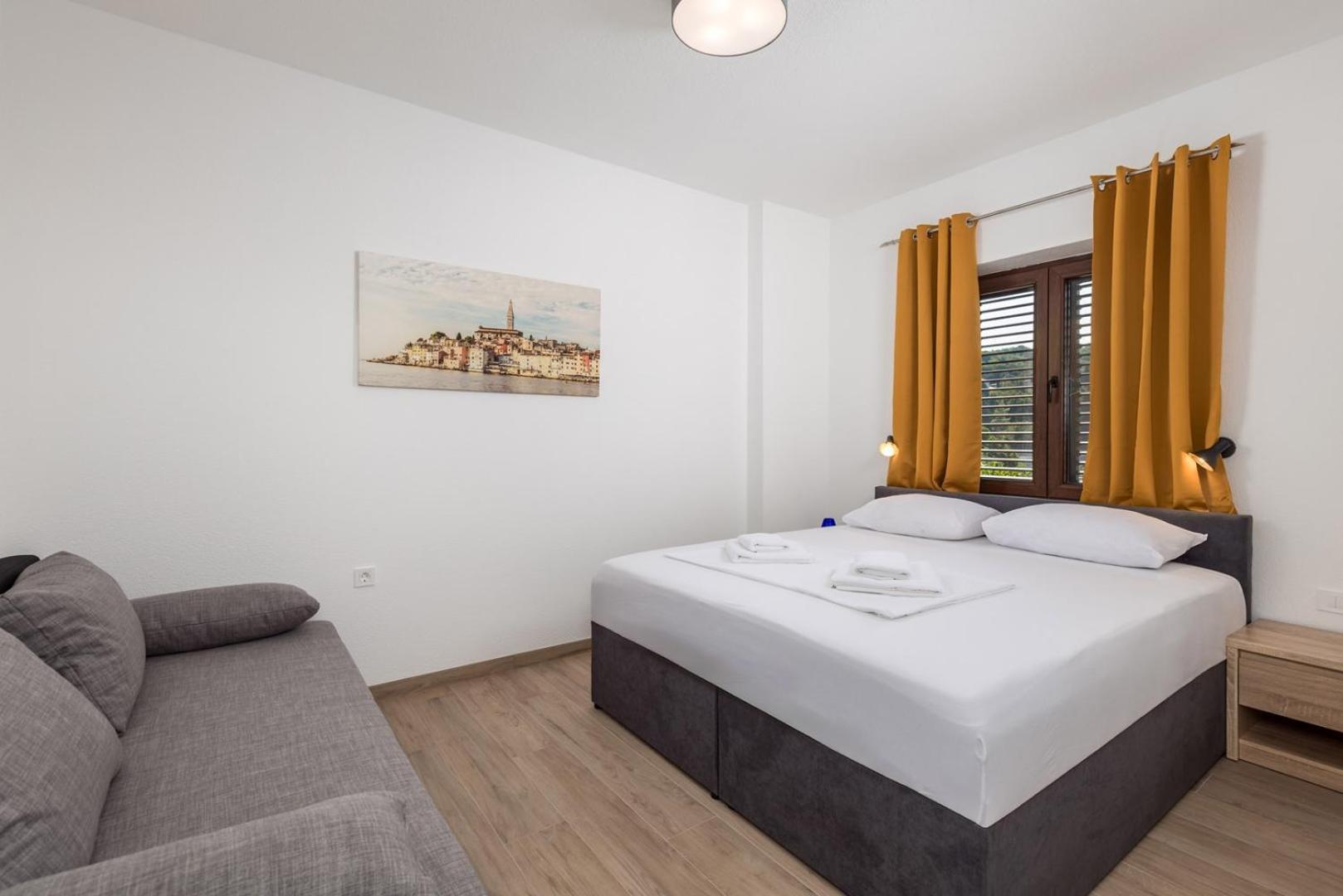 Apartments Jadranka 奥米沙利 外观 照片